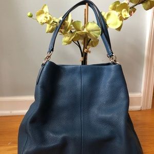 Coach blue handbag purse excellent condition
